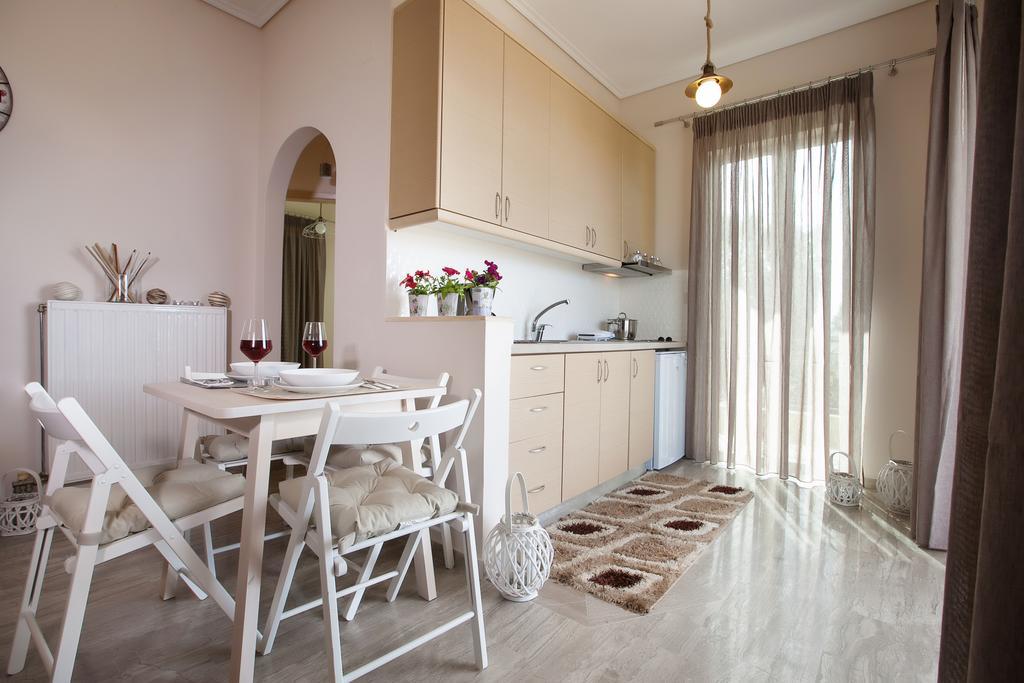 Petra Thea Apartment カラマタ エクステリア 写真