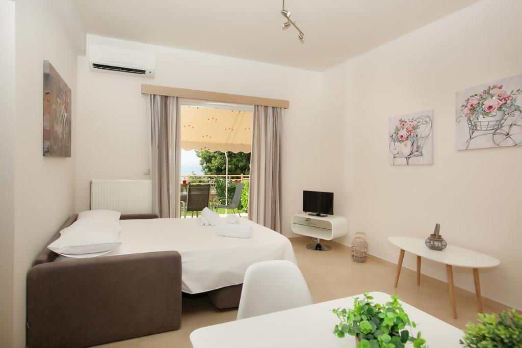 Petra Thea Apartment カラマタ エクステリア 写真
