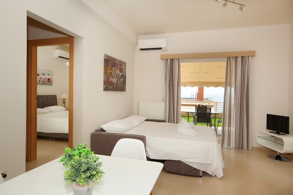 Petra Thea Apartment カラマタ エクステリア 写真