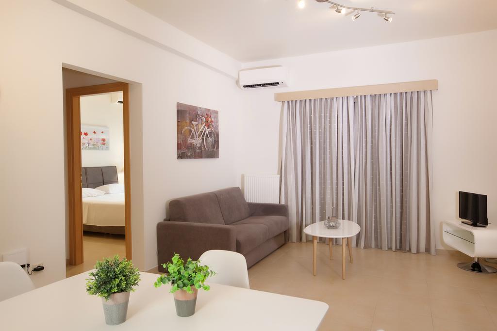Petra Thea Apartment カラマタ エクステリア 写真