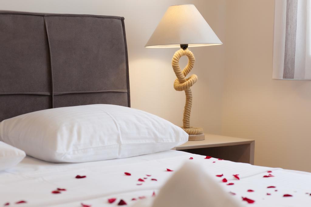 Petra Thea Apartment カラマタ エクステリア 写真