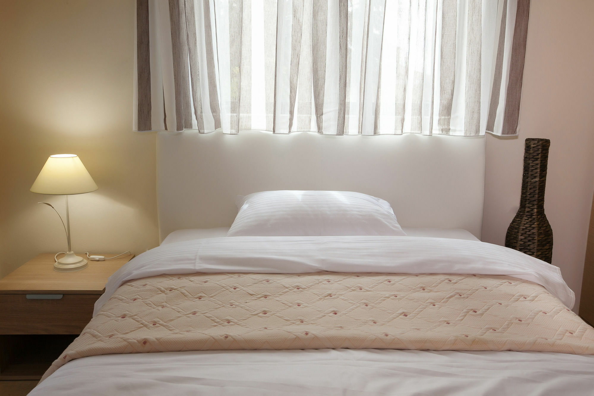 Petra Thea Apartment カラマタ エクステリア 写真